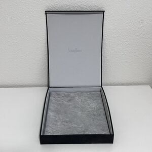 Neiman Marcus Necklace Jewelry Magnetic Box